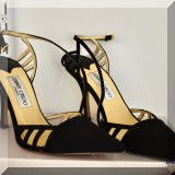 H08. Jimmy Choo. 